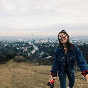 Meet your Posher, Phoebe